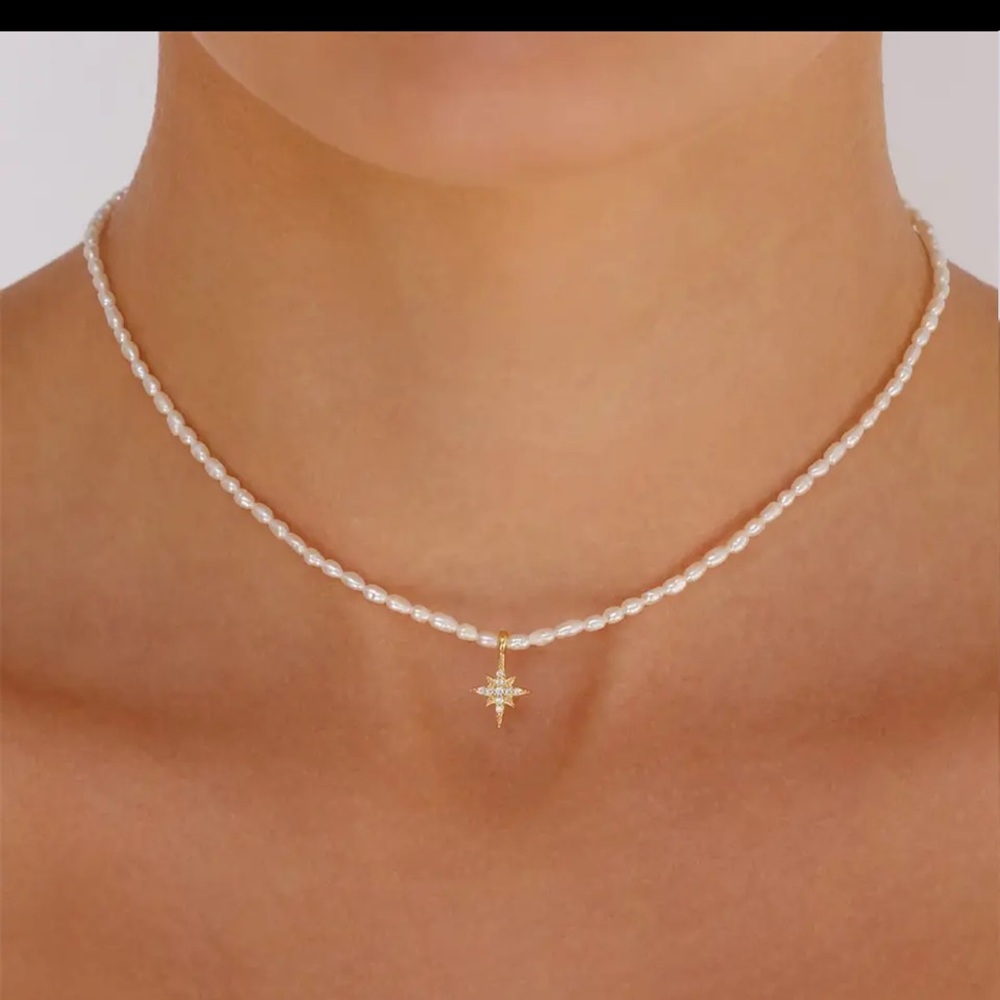 Pearl Crystal Star Necklace - Picture 3 of 5